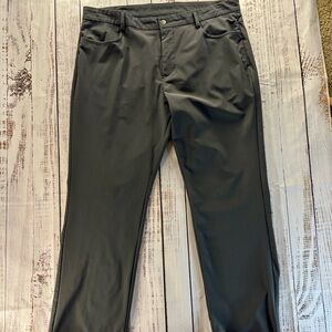 Old Navy Men’s 38x30 Tech Hybrid Pants | Charcoal Grey | Straight Fit